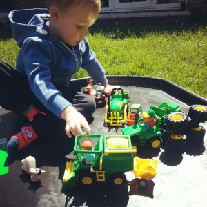 john deere toy range tractor